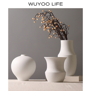 北欧现代简约白色陶瓷花瓶干花插花器客厅台面墨点创意装饰品摆件