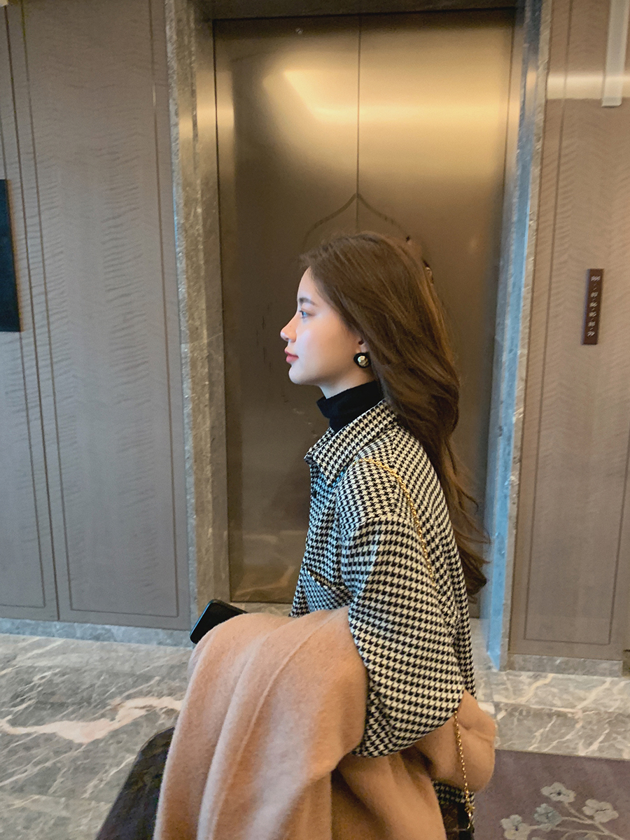 Classic mushroom puff coat! Long Sleeve Plaid Shirt