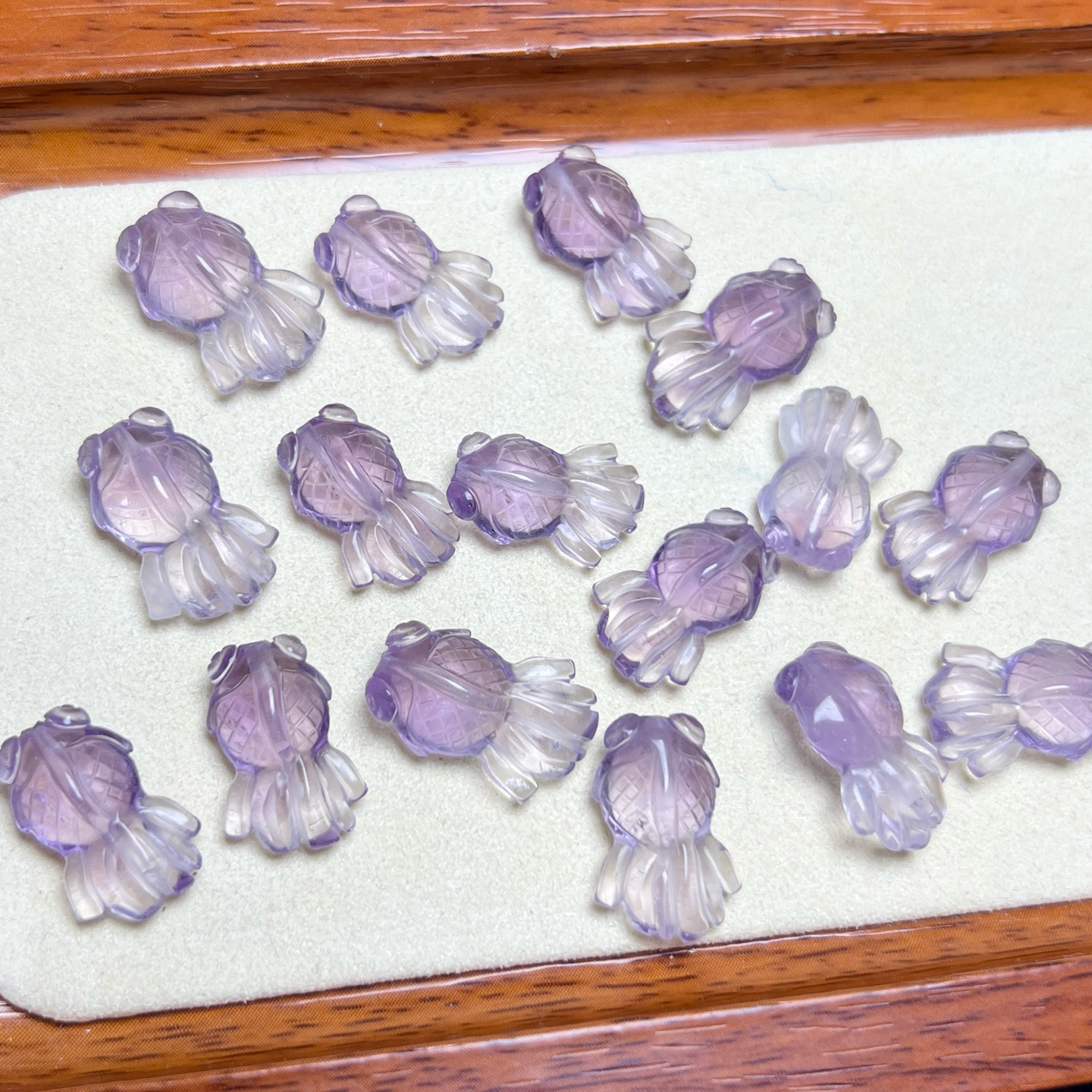 天然紫水晶年年有鱼雕刻件上下通孔 16-19mm diy手串项链 ZW896