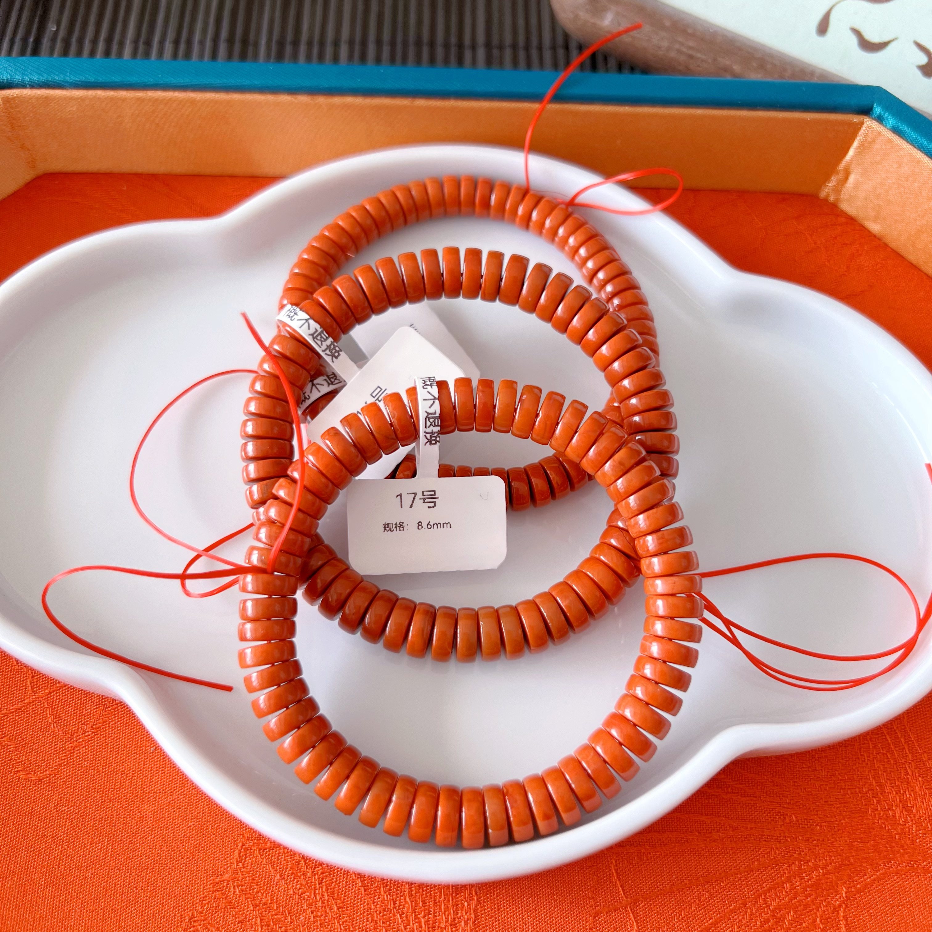 天然柿子红南红玛瑙直切药片单圈手链 接近满色满肉  XL333