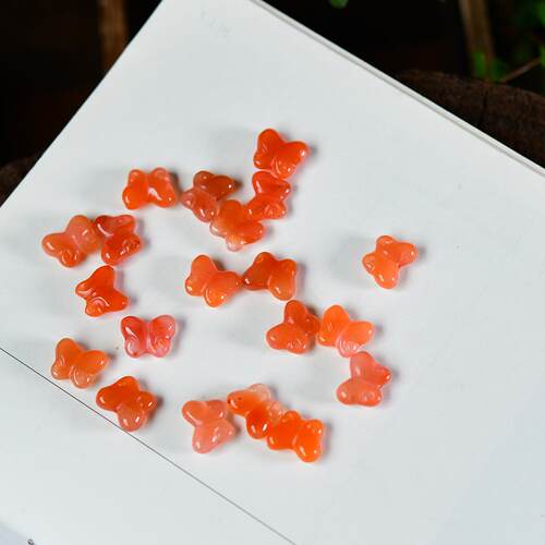 天然盐源玛瑙蝴蝶雕刻手链
