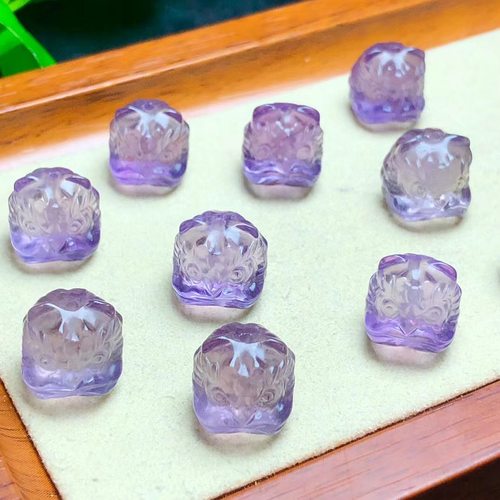 薰衣草紫水晶醒狮通孔配件