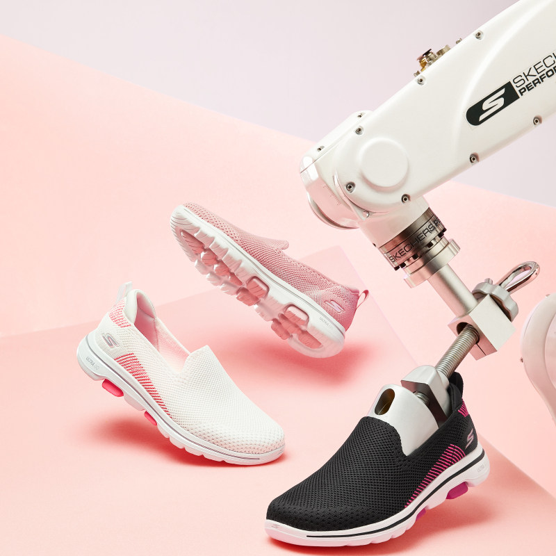 Skechers斯凯奇女士一脚蹬轻便减震散步健步鞋休闲运动鞋妈妈鞋,运动鞋new,运动休闲鞋,淘宝优惠券,粉丝福利购,淘宝优惠卷