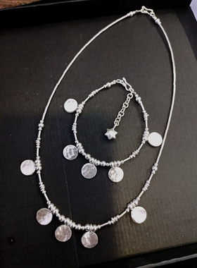 银饰项链女款2025新款爆款轻奢小众设计感锁骨链颈链配饰