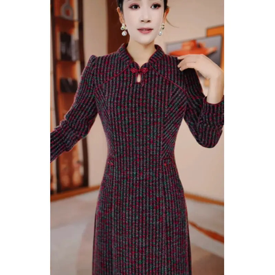 雪尼尔绒精纺连衣裙2025秋冬