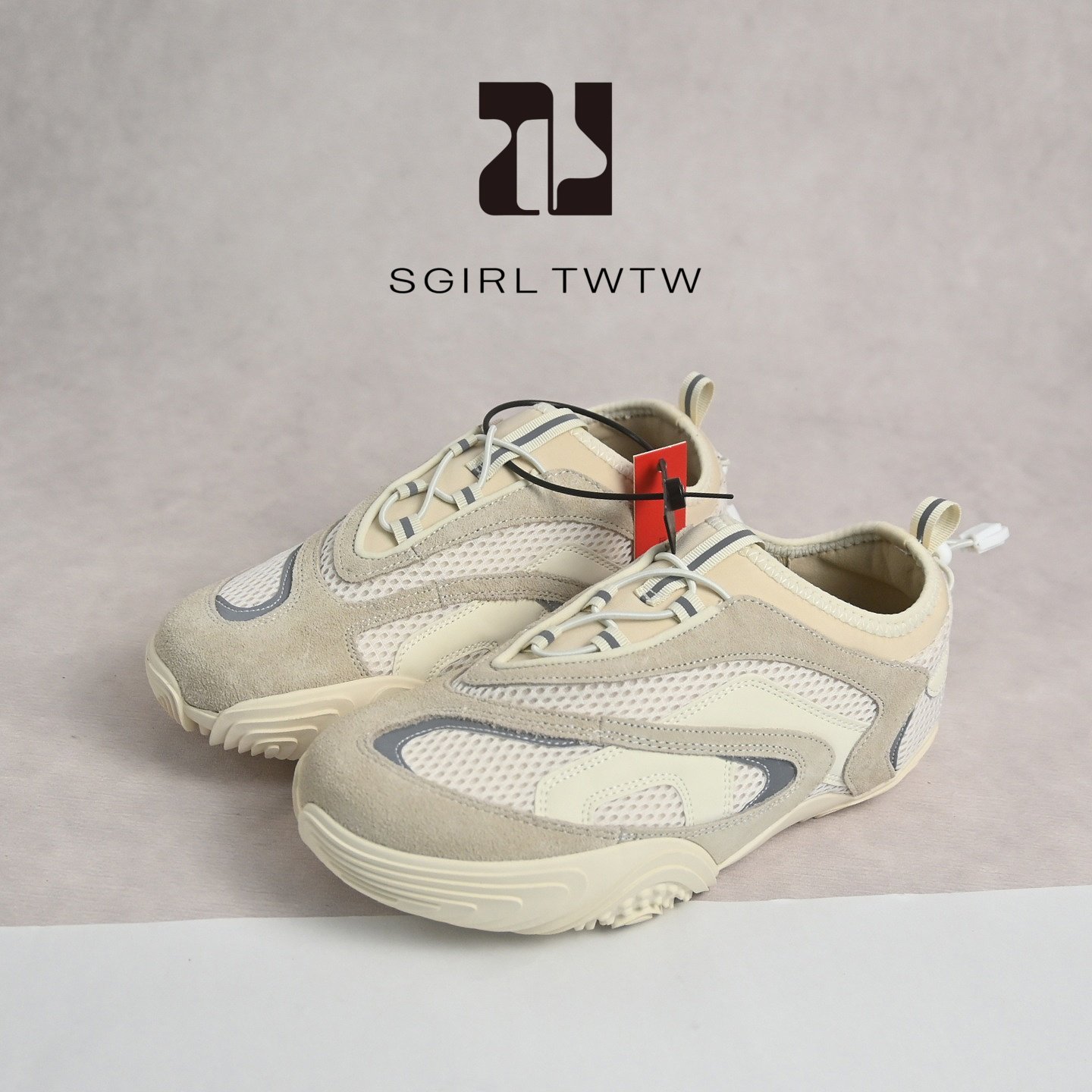 SGIRL TWTW磨砂皮轻软一脚蹬德训鞋2025新款户外平底登山阿甘鞋女