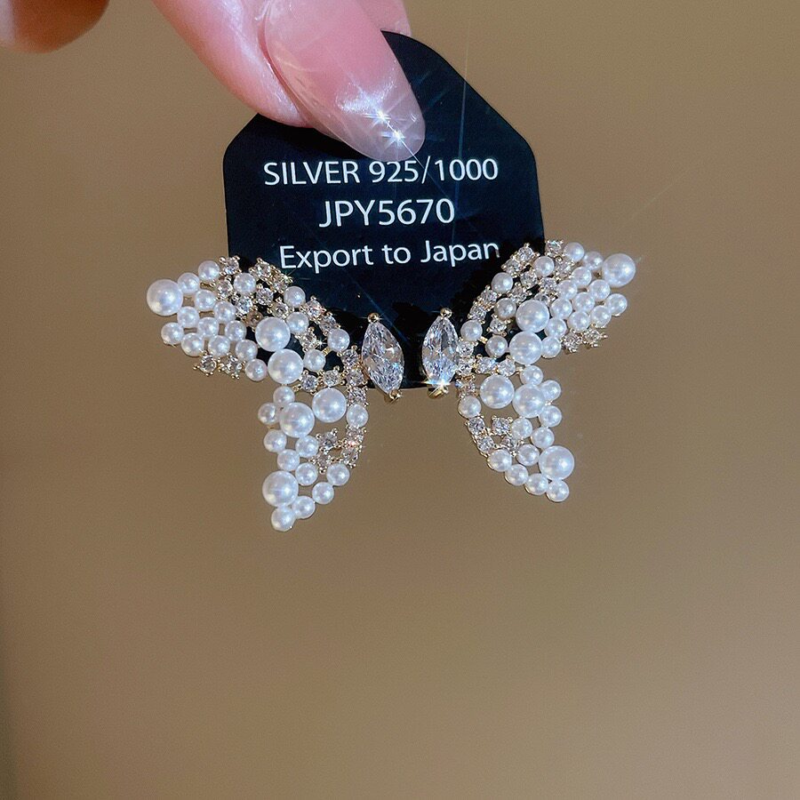 气质蝴蝶翅膀满钻珍珠耳钉女轻奢锆石百搭耳环女新款潮高级感耳饰