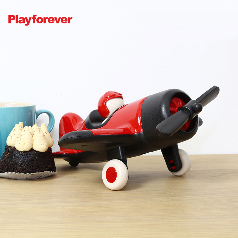 英国战斗机塑料儿童节日桌面摆件