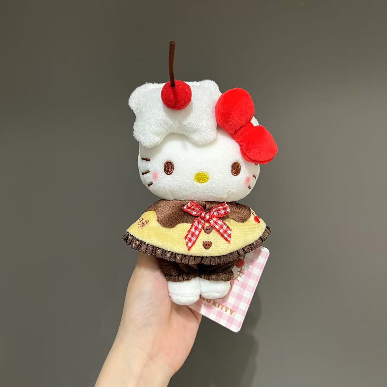 日本正版HelloKitty奶油