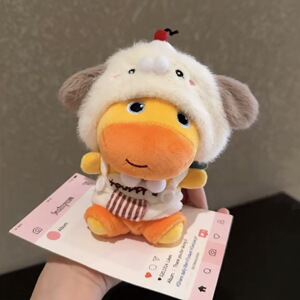 日本正版可爱水豚噜噜换装毛绒包包挂件创意礼物闺蜜情侣挂饰钥匙