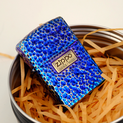 【七夕礼物】ZIPPO煤油防风打火机 盔甲雕刻陨石坑熏铜熏蓝限量版