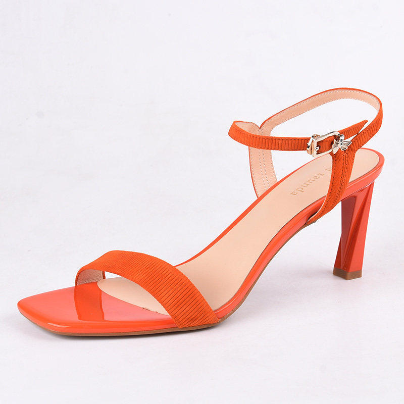 35-39头层羊皮 莱尔斯丹 橘色绿色米色女方头细跟高跟一字带凉鞋