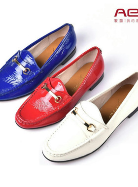 33-35羊皮Aee旗下红色*蓝色深口女金属扣平底舒适懒人乐福鞋单鞋