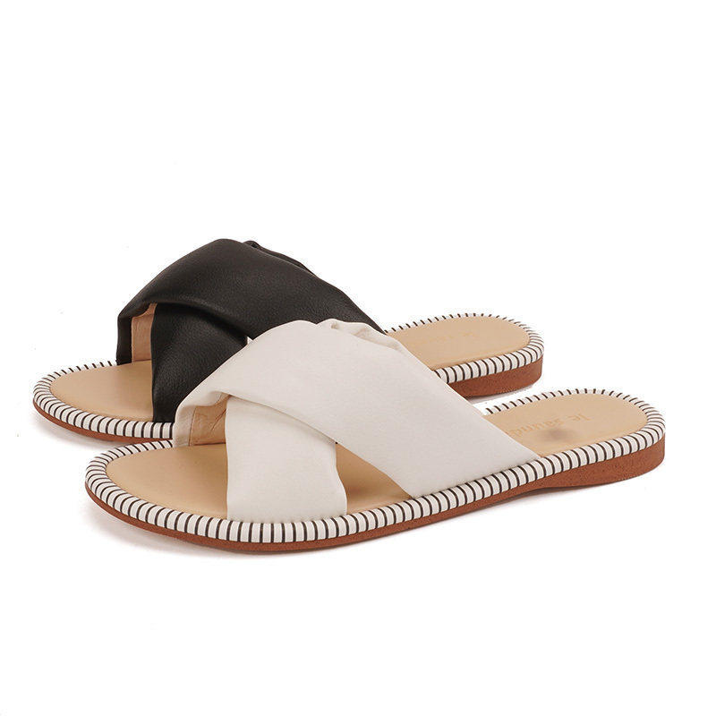 牛皮34-36 莱尔斯丹Le saunda 平底休闲舒适交叉宽带设计女凉拖鞋