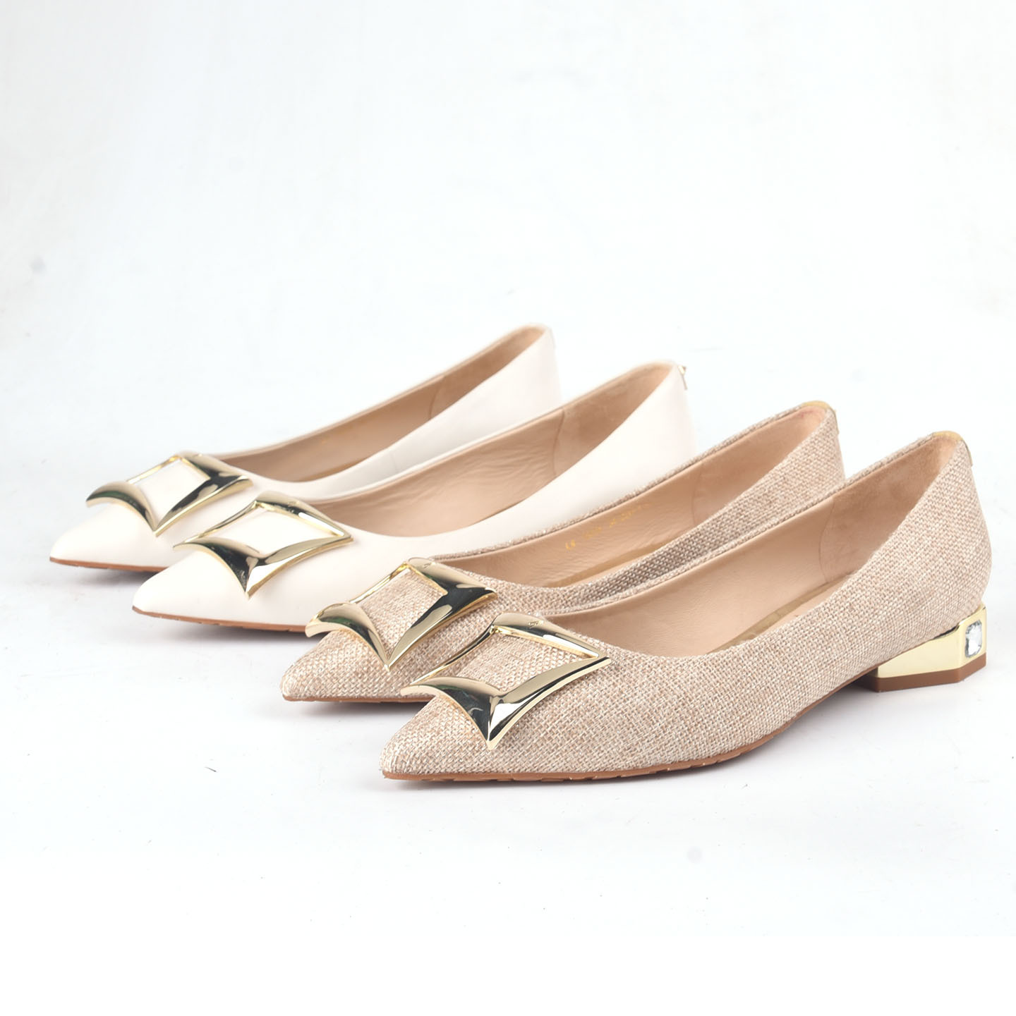 恋尚萝莎牛皮金属口尖头平底单鞋