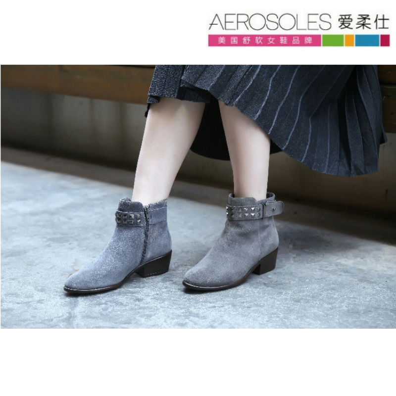 爱柔仕真皮铆钉侧拉链低跟短靴