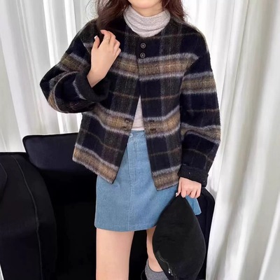 欧洲站格子圆领双面羊绒大衣女短款2025秋冬宽松小个子羊毛呢外套