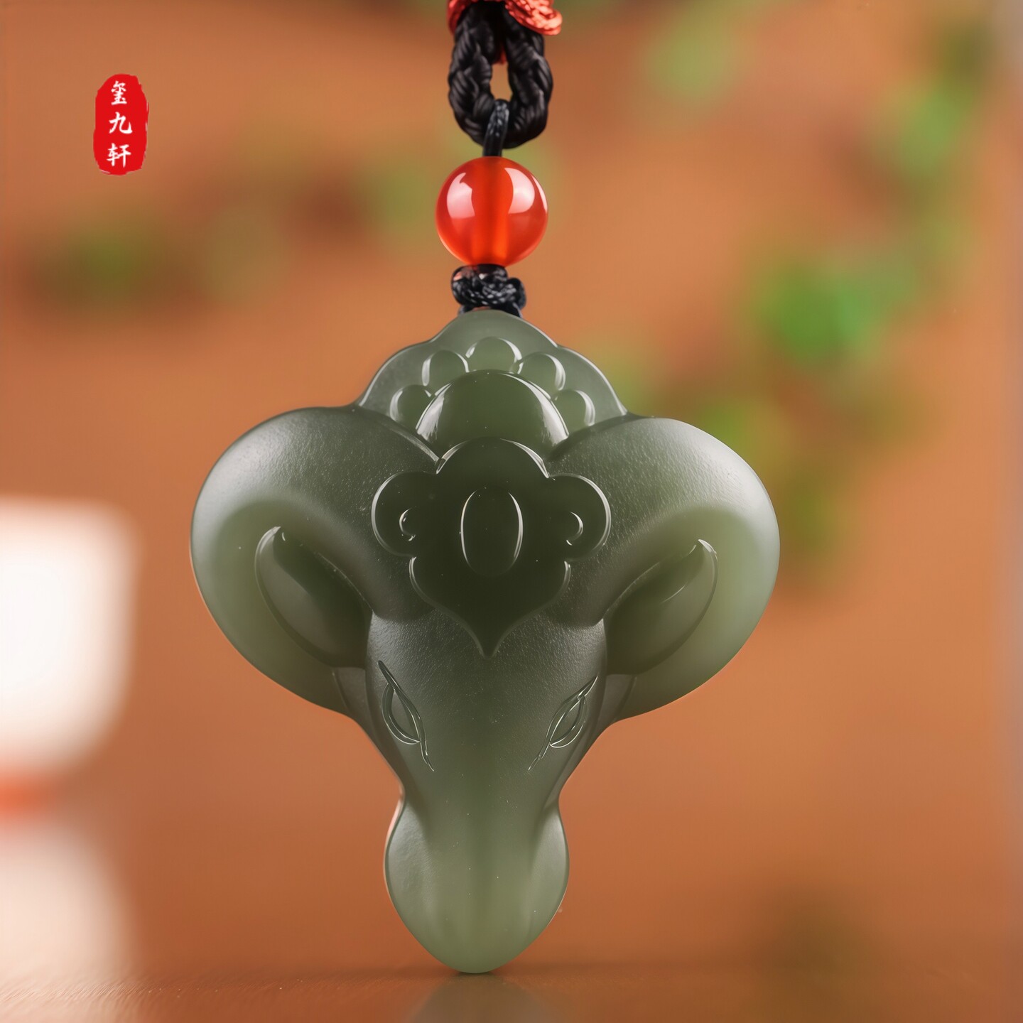 和田玉晴水生肖羊三阳开泰玉吊坠