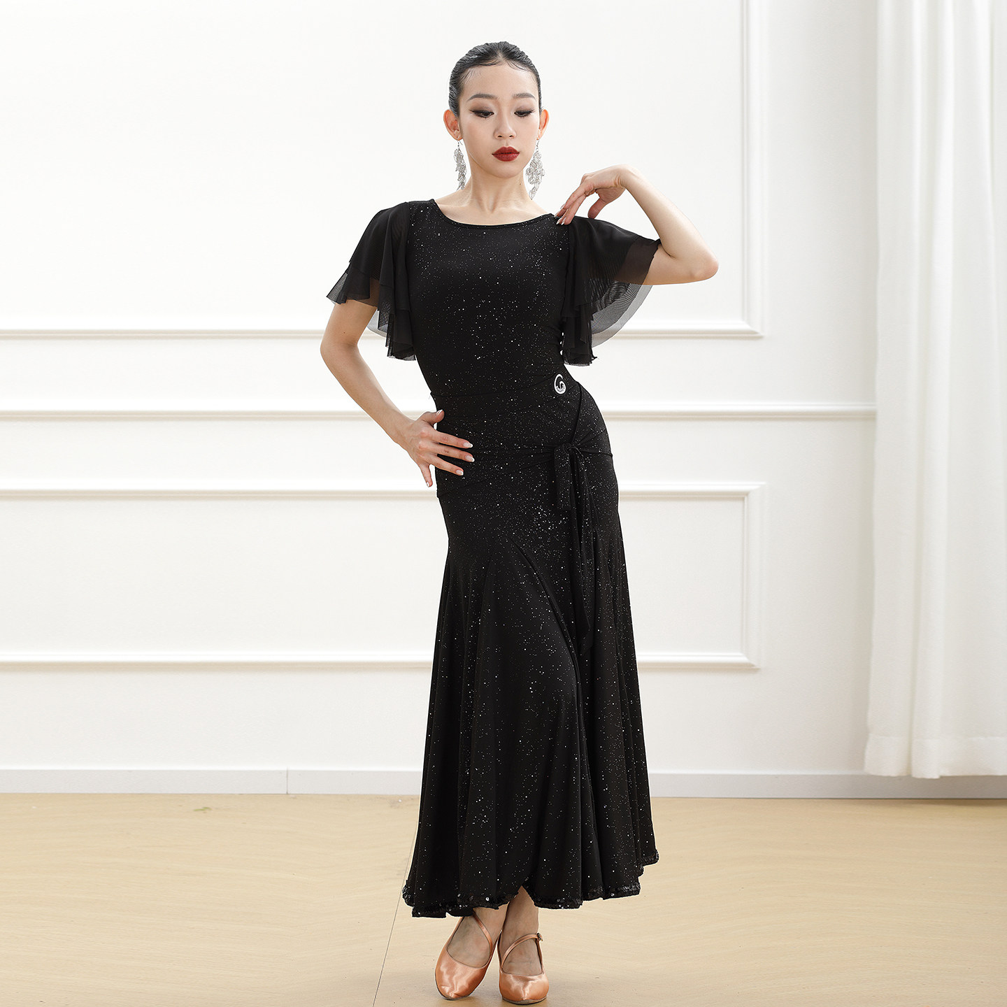 歌瑞亚标准摩登舞服女成人圆领网纱袖蕾丝上衣大摆裙子训练表演服