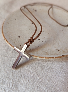 钛钢十字架手工编织项