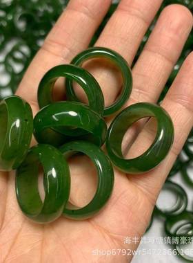 本命年和田玉碧玉阳绿戒指扳指跑环料子细腻密度好礼物