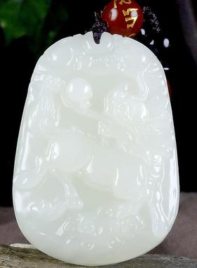 本命年新疆和田玉麒麟吊坠精雕和田玉麒麟献宝玉石挂件礼物