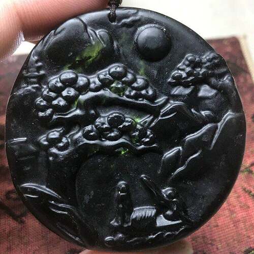 本命年墨绿玉山水圆牌吊坠养生墨玉风景图项链玉石一帆风顺挂件精