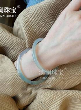 本命年半山半水玛瑙油青6毫米手镯渐变透亮细美人条玉髓叮当镯女