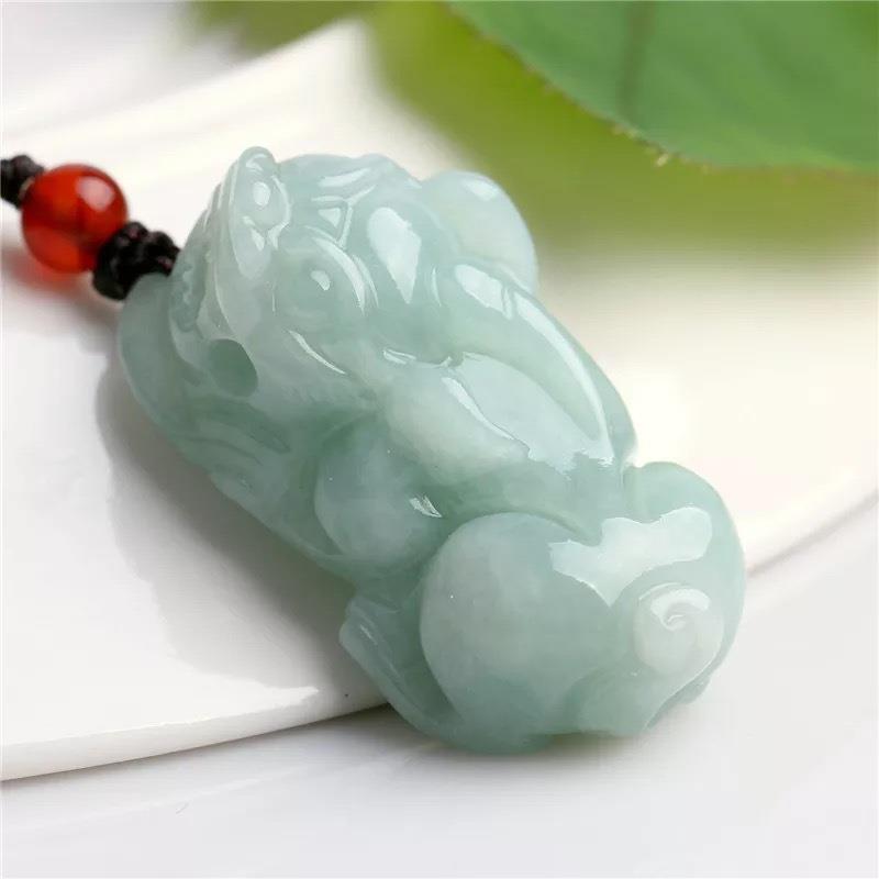 本命年玉石缅甸玉翡翠玉十二生肖吊坠工艺品挂件礼物