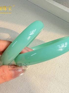 本命年新疆且末料和田玉手镯外蒙料莫蓝迪色系鸭蛋青正圈玉石镯子