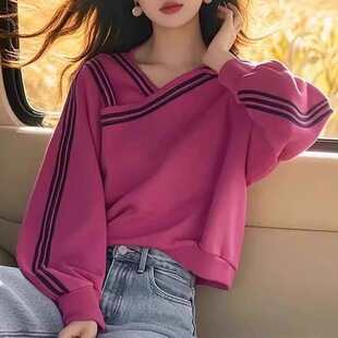 上衣大码 200斤 复古设计感长袖 玫红色条纹V领卫衣女2025年秋冬新款