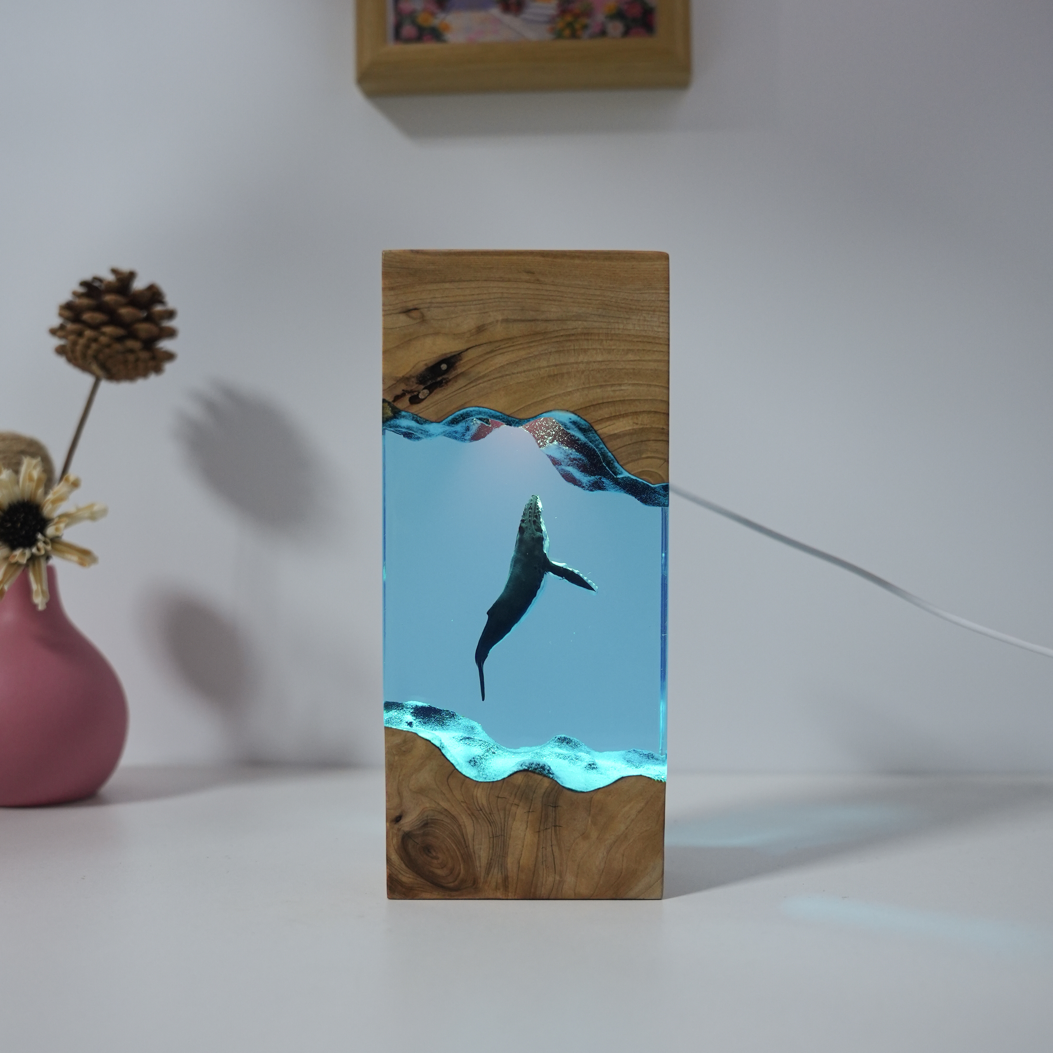 海洋立柱座头鲸潜水员氛围小夜灯