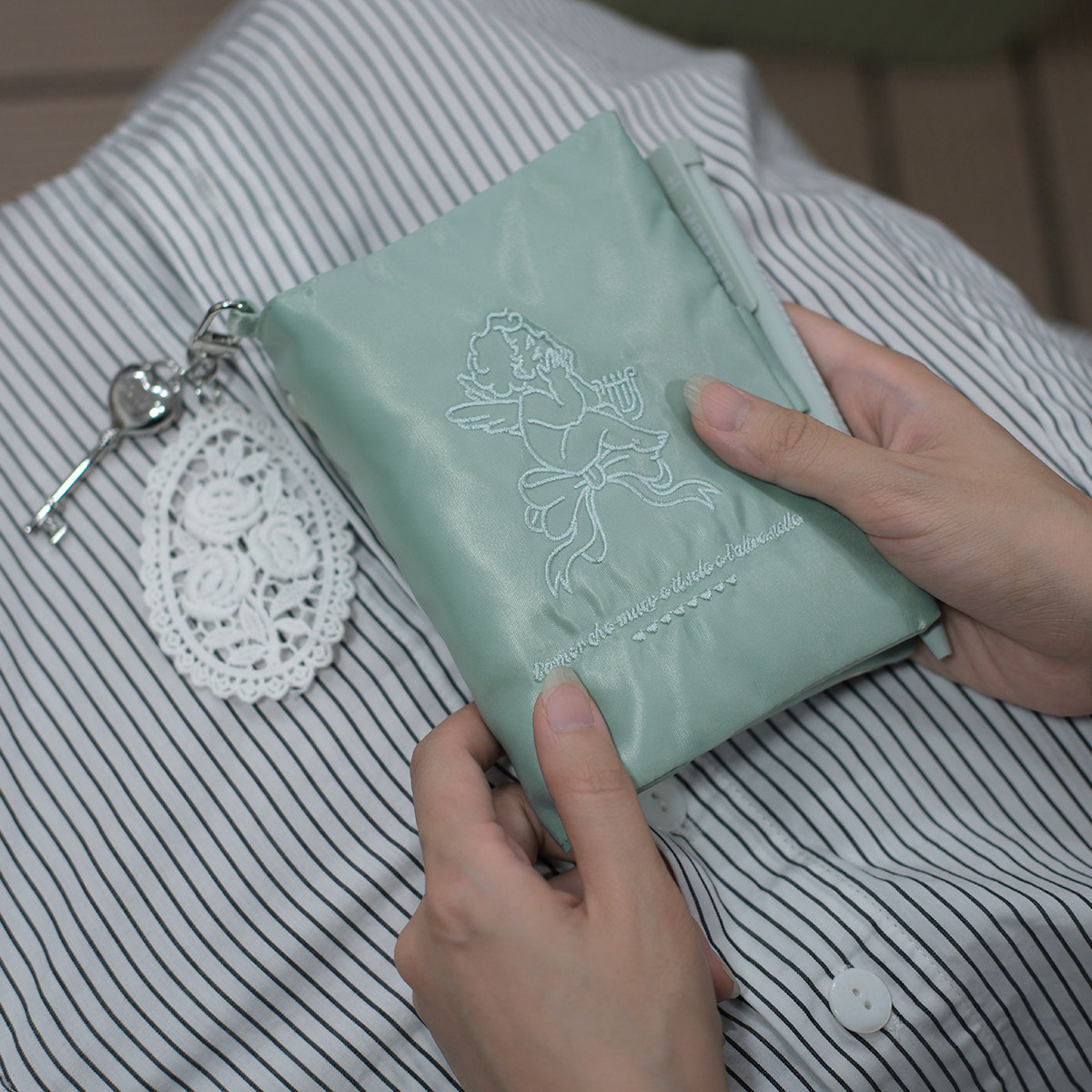 BlankLabel旅行出国多功能护照夹收纳包韩系小天使刺绣登机证件包,箱包皮具/热销女包/男包,证件包,淘宝优惠券,粉丝福利购,淘宝优惠卷