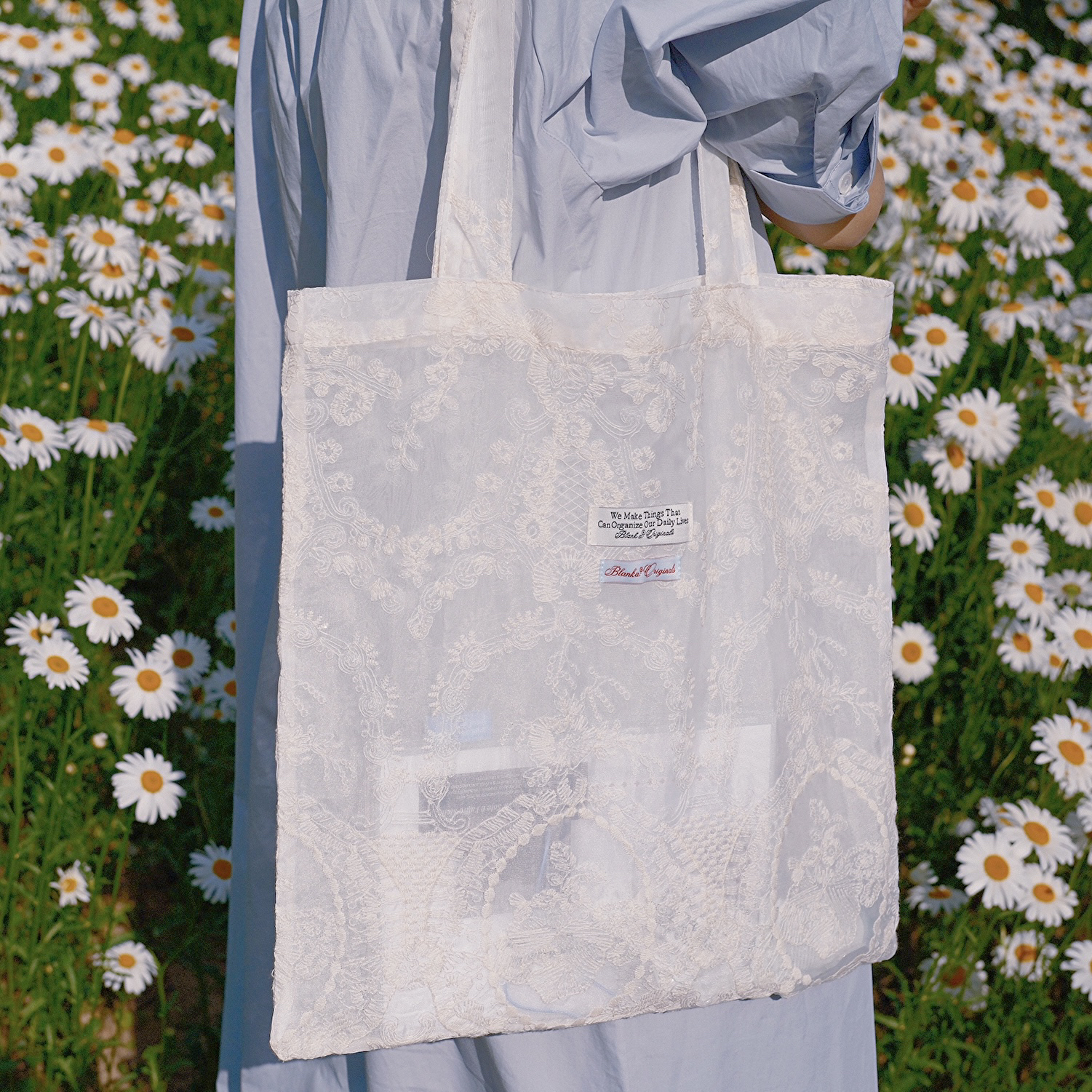 米白色复古欧根纱蕾丝绣花布袋