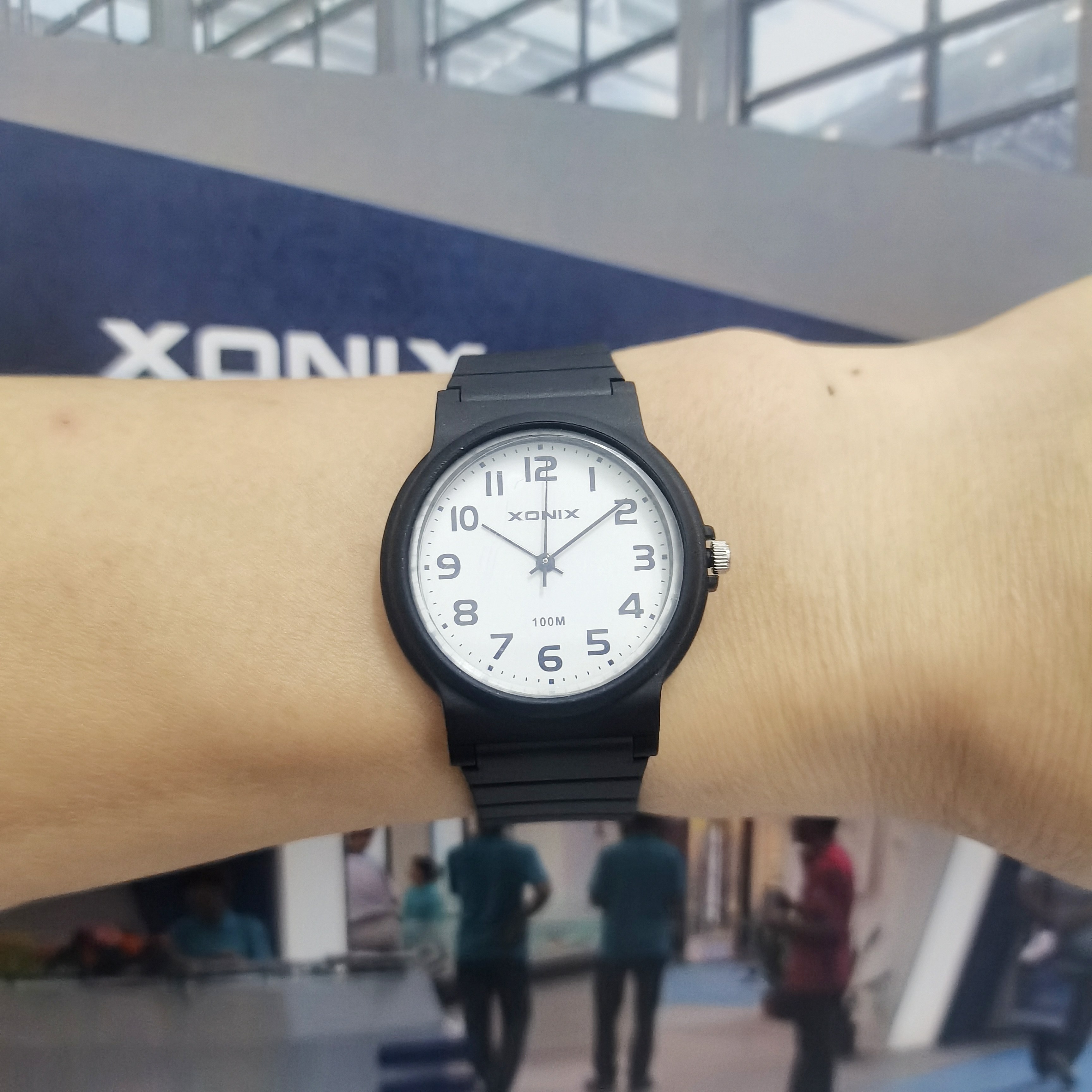 XONIX精准女士学生小巧超薄时尚指针式游泳防水小黑电子手表女RO