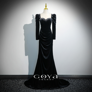 黑色晚礼服女高级感长袖丝绒2025新款礼服鱼尾主持人连衣裙冬季