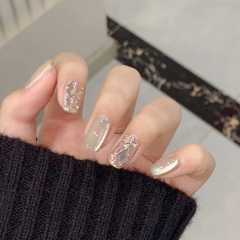 秋冬玻璃珠猫眼美甲成品手工定制显白穿戴甲假指甲贴片可拆卸