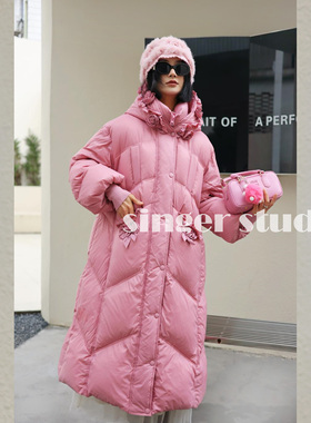 原创设计2025年冬季新款手工盘花白鸭绒长款连帽女羽绒服251P285