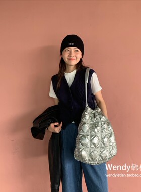 韩国代购小众设计师carlyn褶皱云朵包单肩包垃圾袋twee
