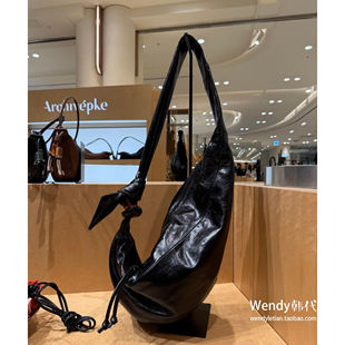 韩国代购 亮面羊皮单肩斜挎包饺子包可颂牛角包 小众archivepke新款