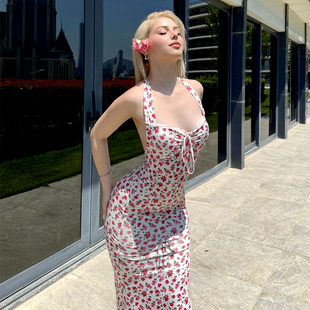 纯欲风蕾丝拼接碎花挂脖系带连衣裙辣妹性感露背包臀开叉鱼尾长裙