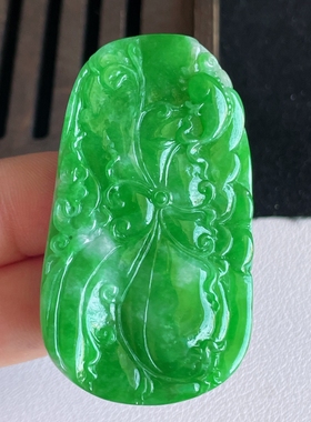 正品天然翡翠a货满阳绿荷叶鱼吊坠尺寸54.3-30.8-8.5重量:32.00g