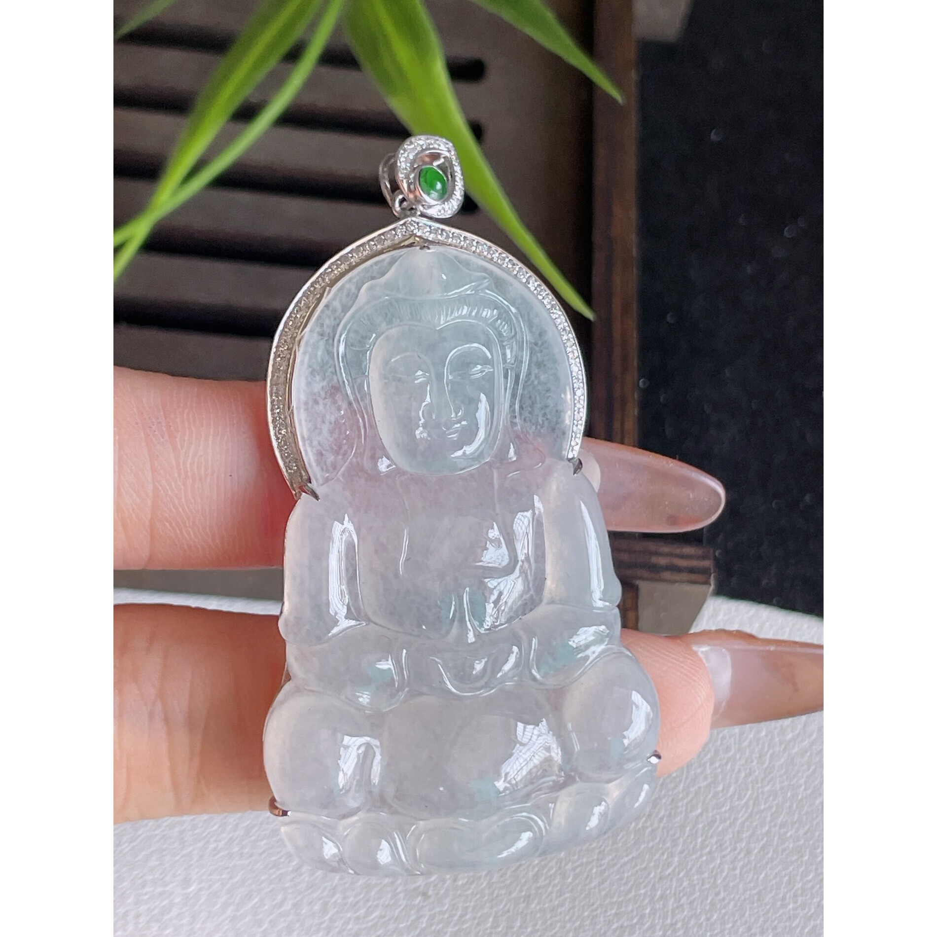 天然缅甸老坑翡翠a货18k金冰种白冰正装观音菩萨翡翠吊坠玉挂件