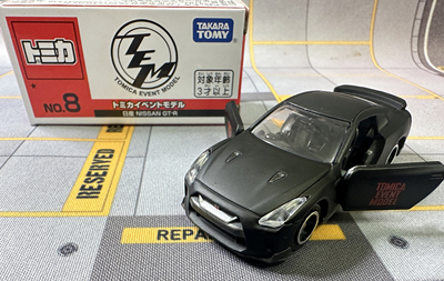 TOM多美卡特别版仿真车模非卖品GT-R、博基尼Aventador SVJ全新