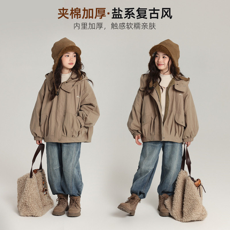 乔伊思童装童装外套2025冬季儿童夹棉外套盐系复古风女童加绒外套