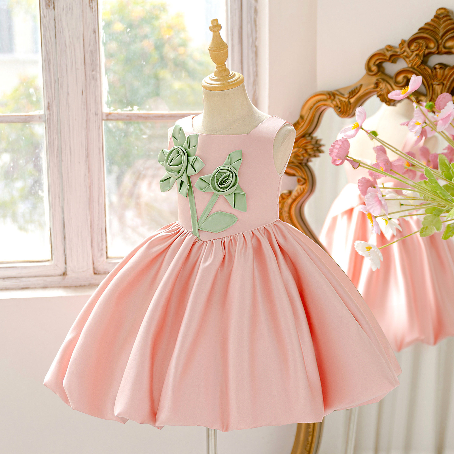 女童粉色缎面公主裙儿童夏季连衣裙无袖蓬蓬裙子花朵生日演出礼服