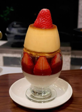 咖啡店同款焦糖草莓布丁杯矮脚玻璃杯甜品杯雪糕杯胖嘟嘟咖啡杯子