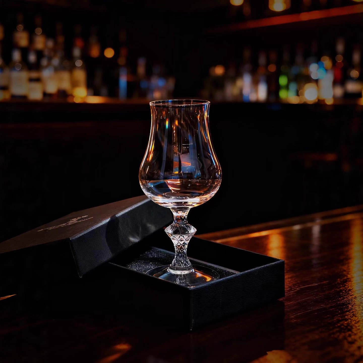 威士忌酒杯干邑闻香杯洋酒