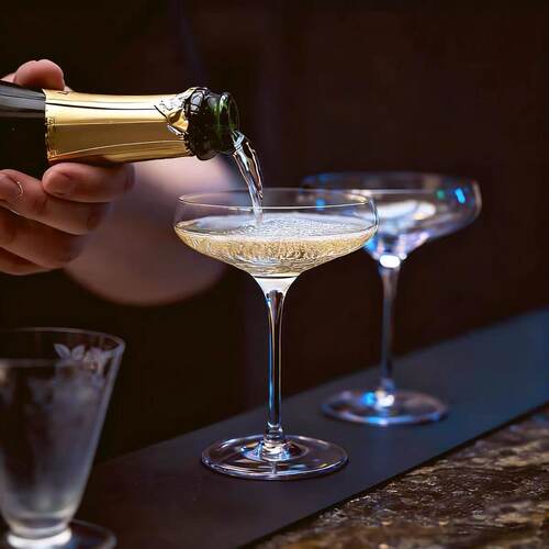 阔口高脚酒杯蝶形宽口香槟调酒杯