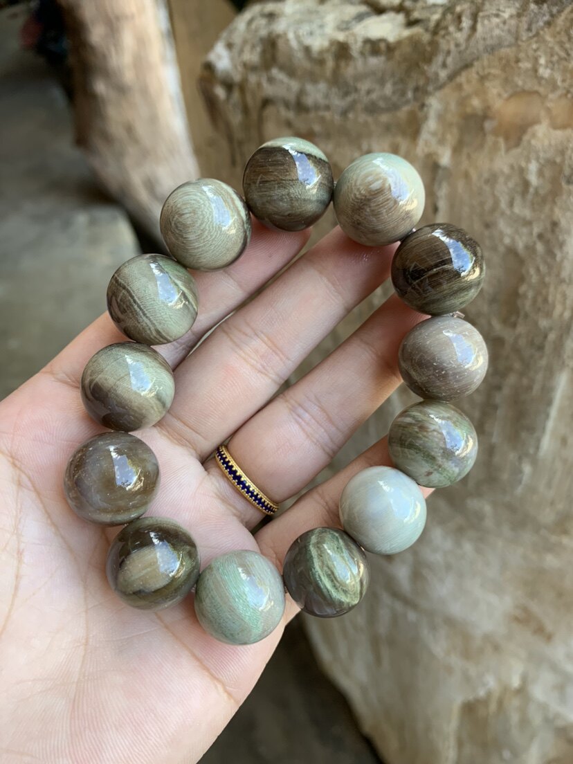 缅甸树化玉手串